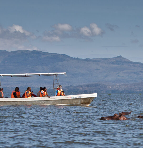 5 DAYS KENYA SAFARI – EBURU
